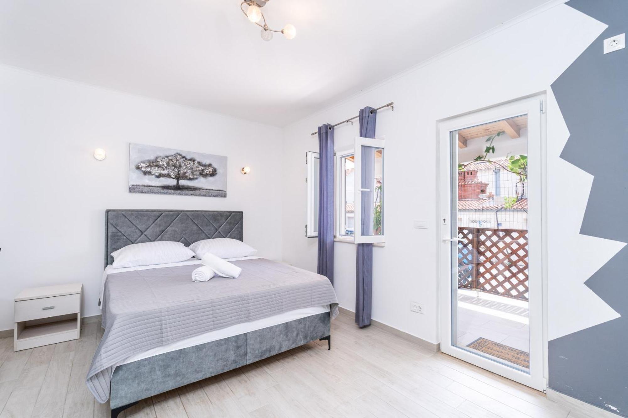 Feather Studio Apartment - Free Private Parking - Self Check-In Dubrovnik Exterior photo